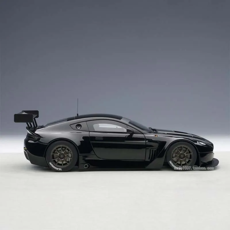 Модель автомобиля Мартин из сплава 1:18 модель игрушечного для взрослых