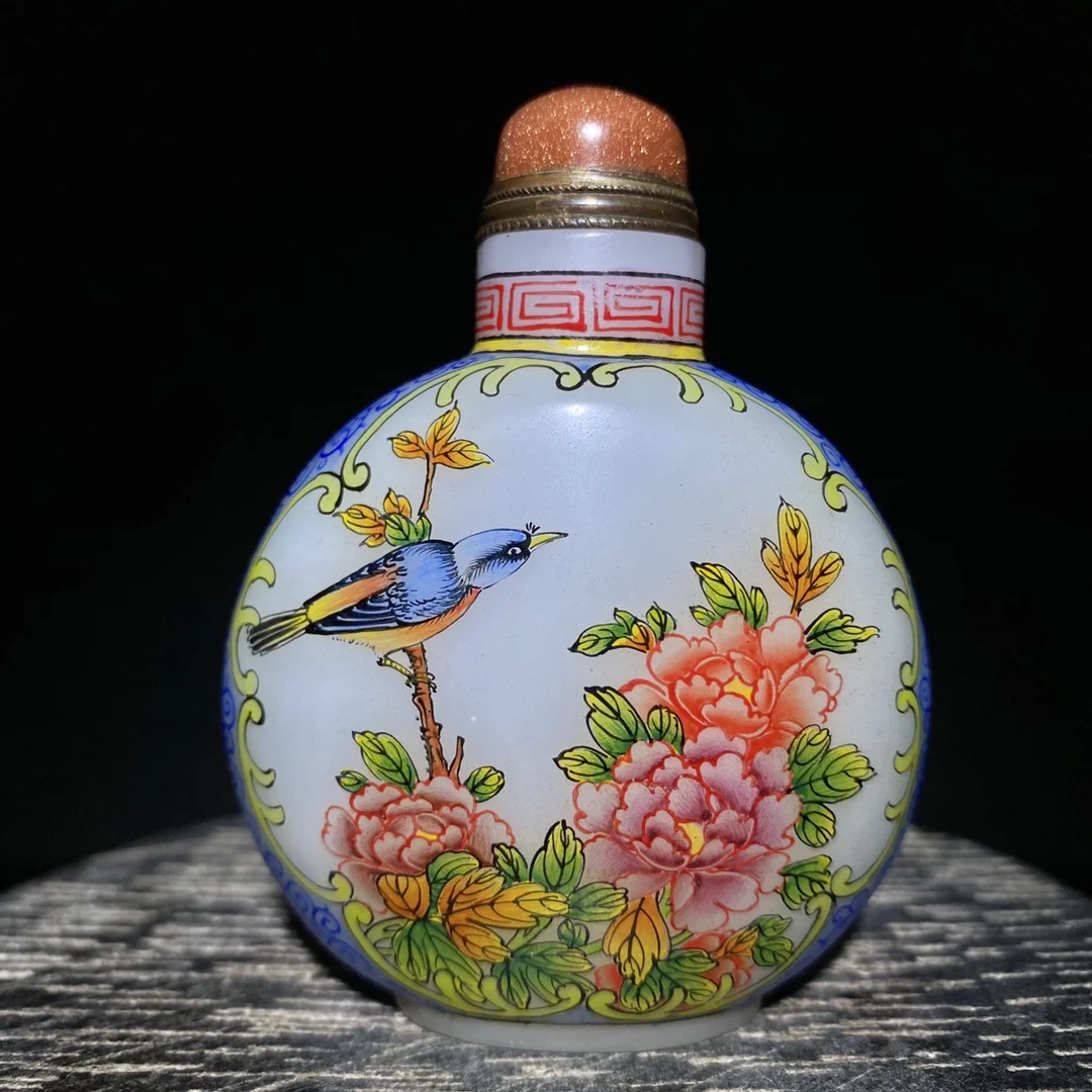 

Exquisite Old Glass Handmade High-Temperature Colored Double-Sided Flower And Bird Full Work Snuff Bottle Decoration