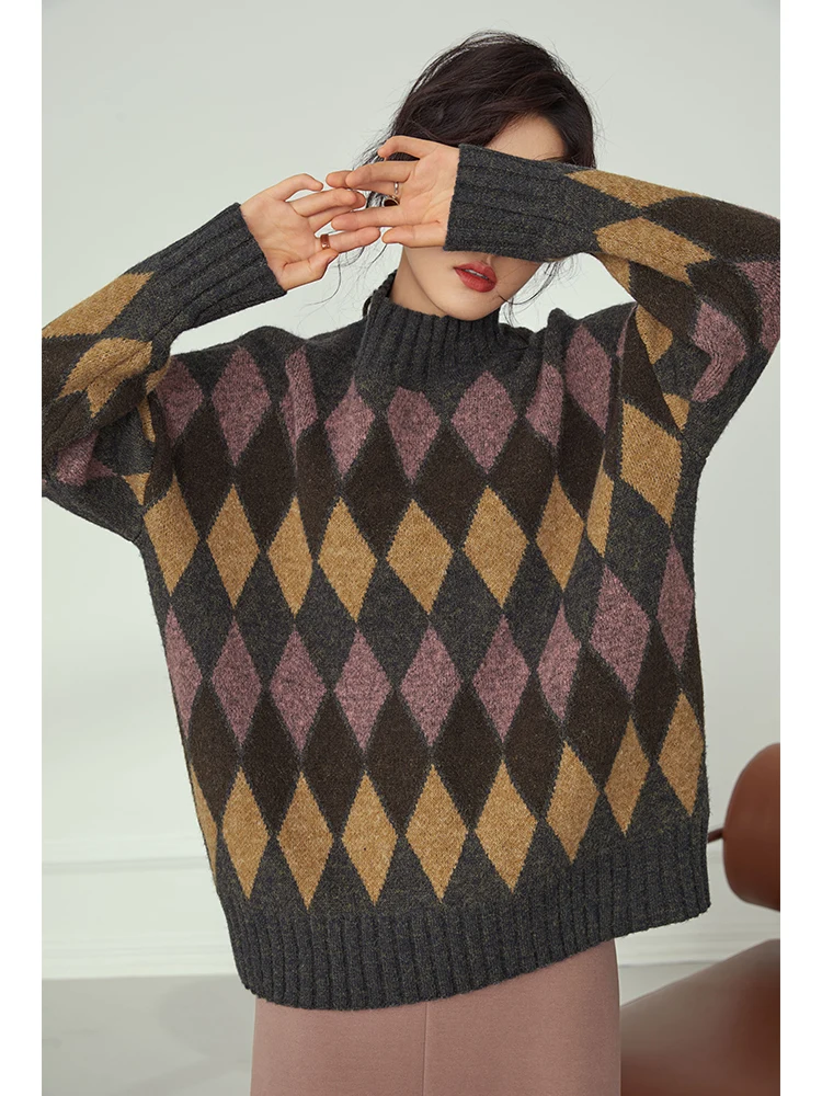 Женский трикотажный свитер в клетку с длинным рукавом | Женская одежда