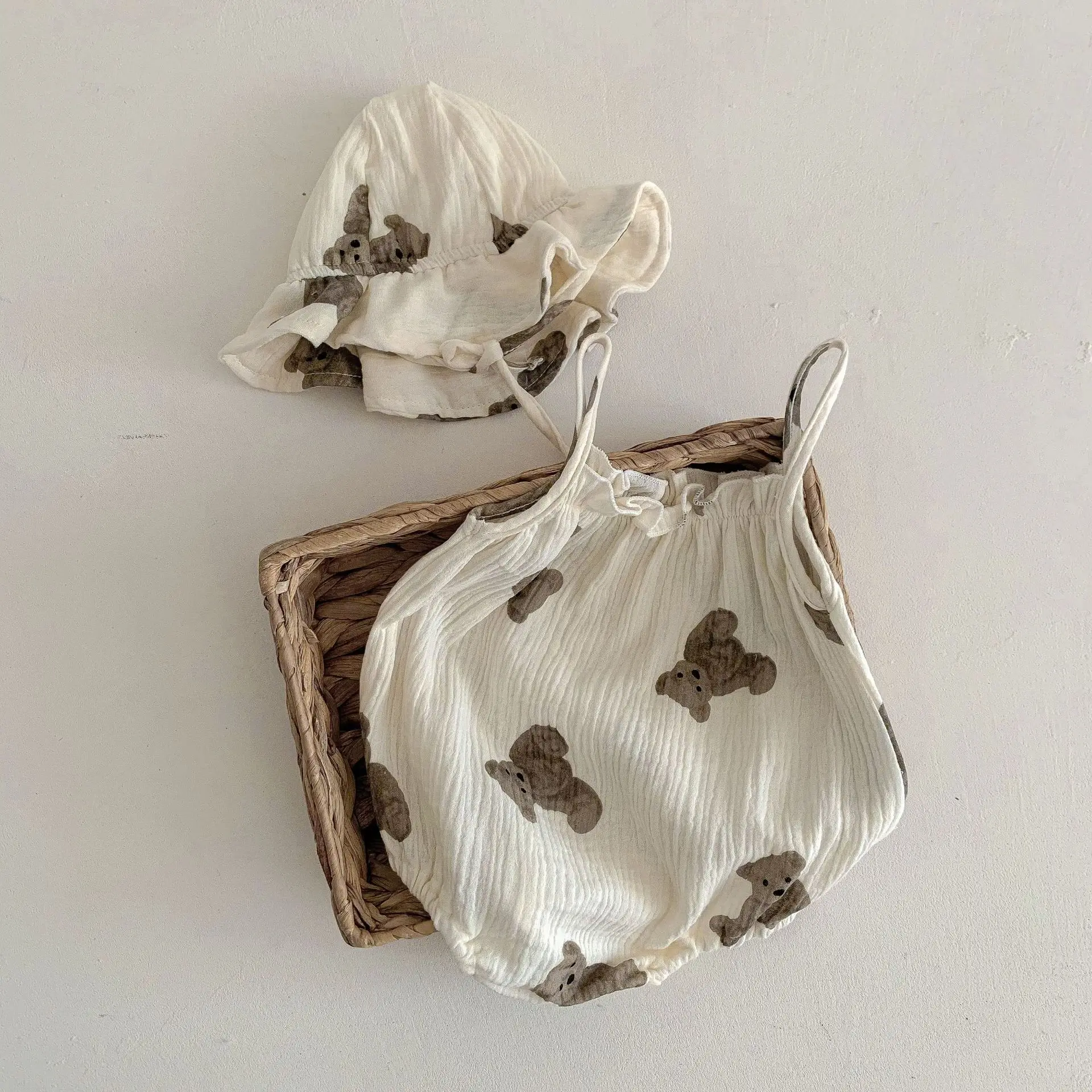 

2022 Summer Baby Boy Girl Sleeveless Sling Bodysuit Bear Print Cotton Newborn Infant Jumpsuit Hat Korean Kids Outfit Clothes