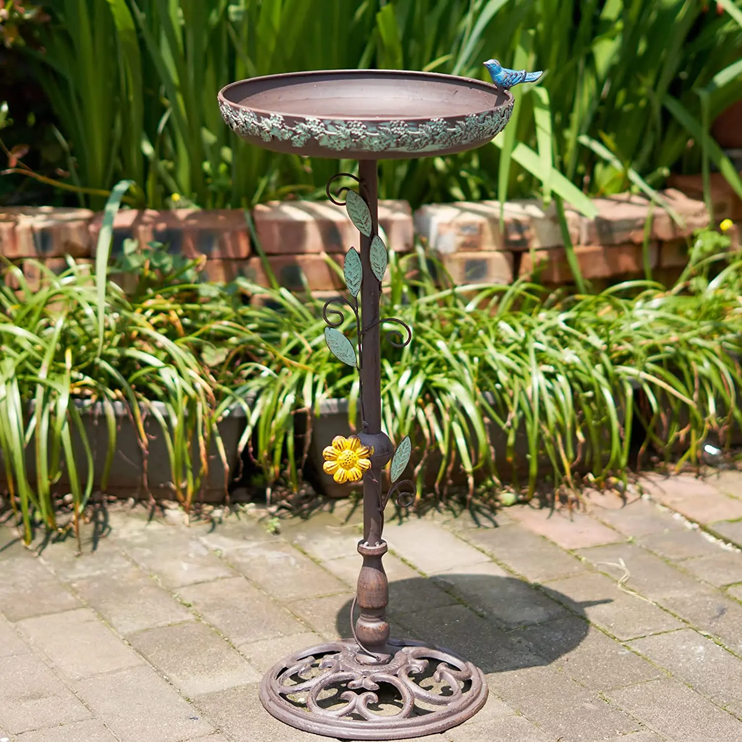 

POPTOP 11.8" W x 26.2" H Cast Iron Pedestal Bird Bath, Bird Baths for Outdoors,Vintage Metal Bird Bath Bowl,Bird Feeder Seed Tra