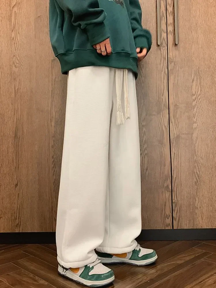 Рисунок 4 - Повседневные брюки из овечьей шерсти