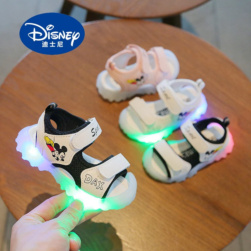 

2022 Disney Mickey Mouse Fashion Cute Adorable Kids Sandals LED Lighting Kids Geta High Quality Girls Boys Shoes