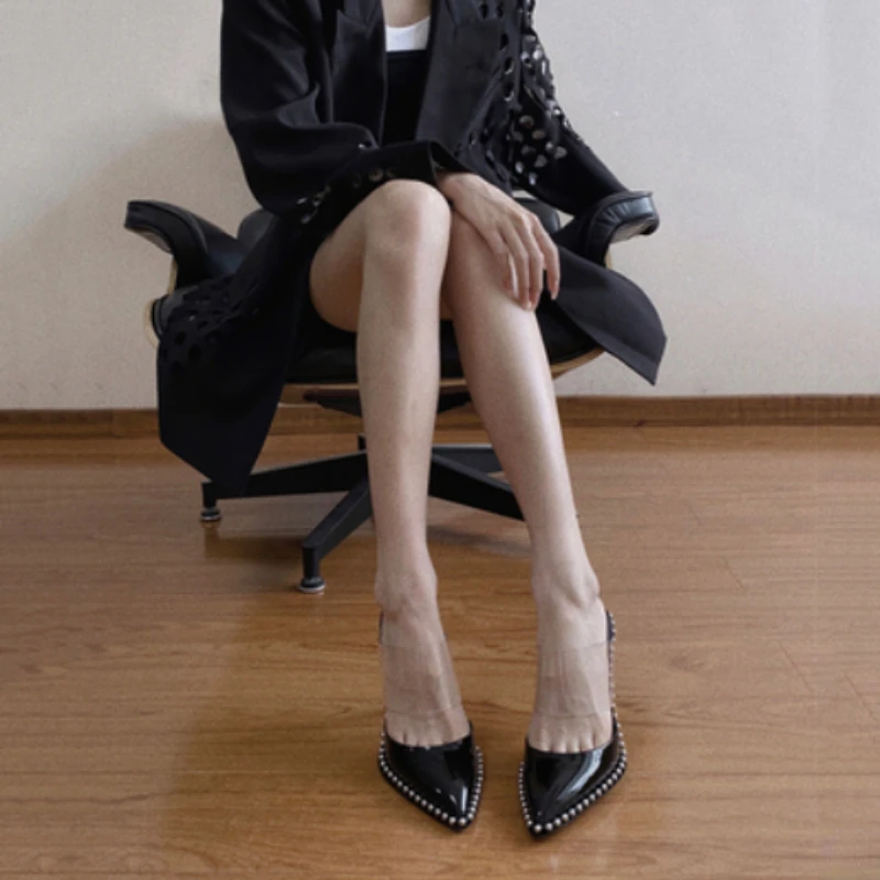 Женские туфли с заклепками новые брендовые босоножки на тонком высоком каблуке