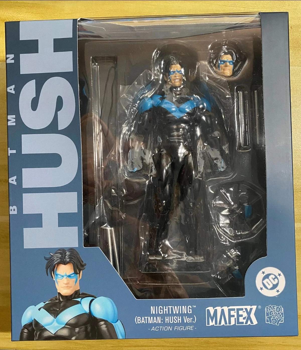 Фото MAFEX Medicom 229 DC Nightwing Scarecrow Catwoman Silence Series №2