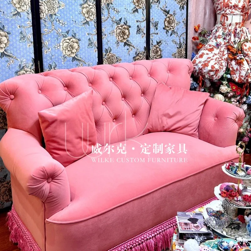 Розовый бархат во французском стиле в античном с кисточками для проживания семье