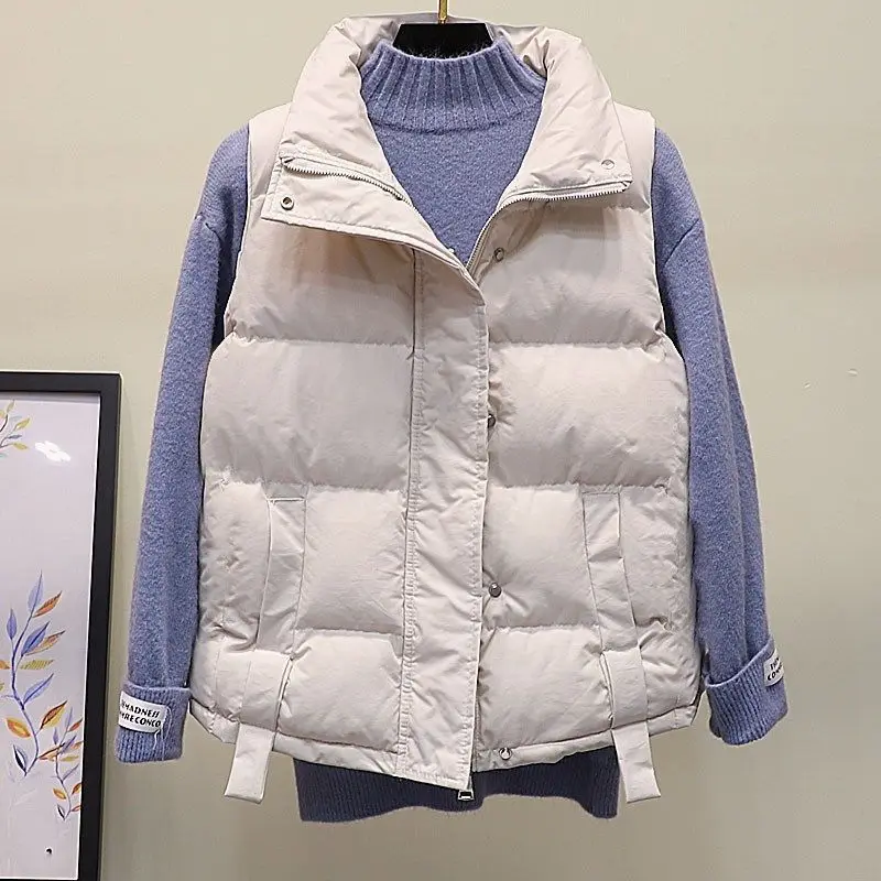 

Женский пуховик с воротником-стойкой, без рукавов