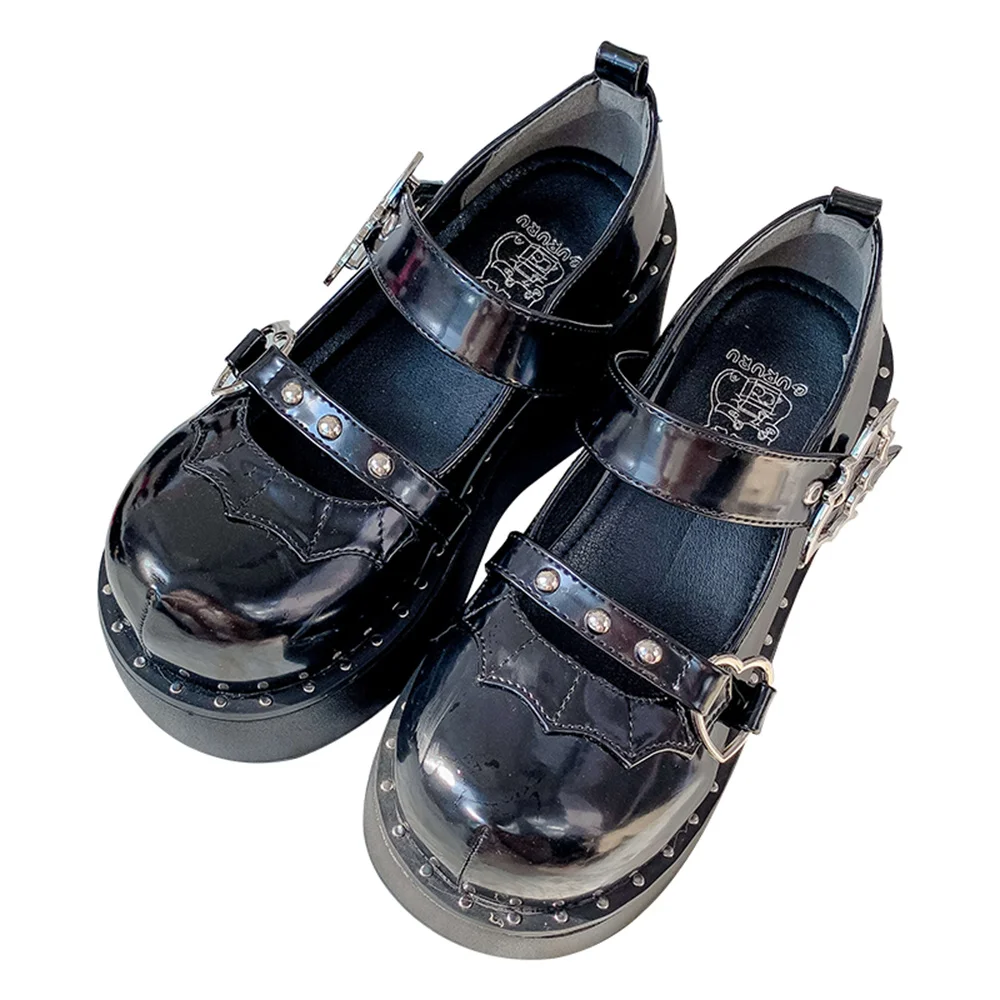 Туфли женские острые с круглым носком черные туфли в готическом стиле заклепками