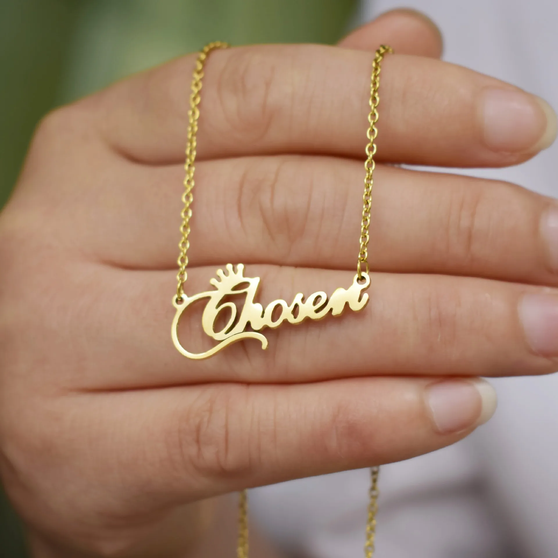 

10pcs Occident New Crown Chosen Necklace Exquisite English Letters Choose Fate Choker Stainless Jewelry Manufacturers