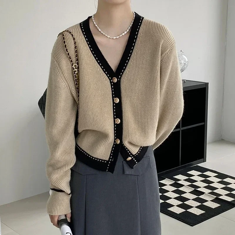 

2023 Korean Style Loose V-neck Cardigan Autumn/Winter Long Sleeve Striped Sweater Fashion Coat Knitting Tops Gentle Jumper 29486