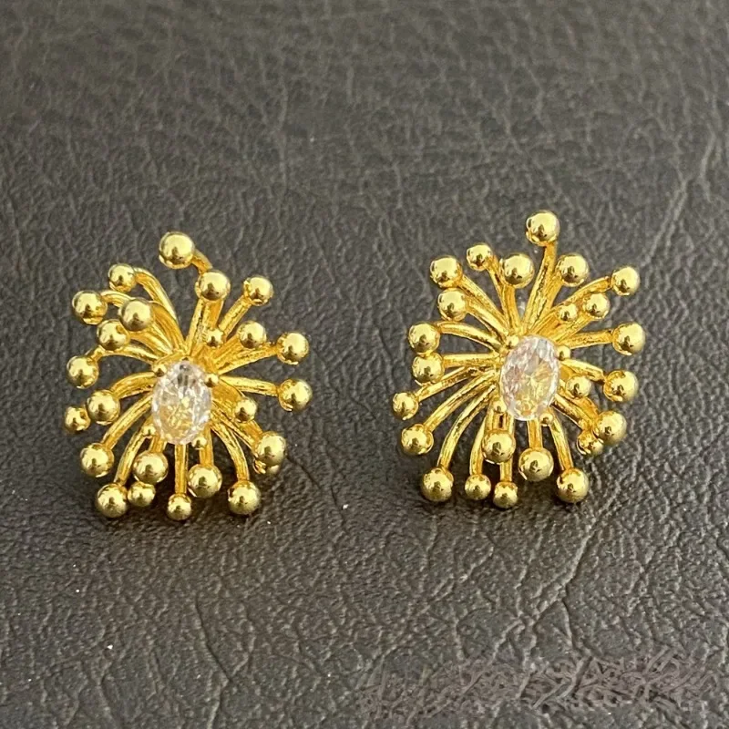 Женские серьги-гвоздики в виде фейерверка