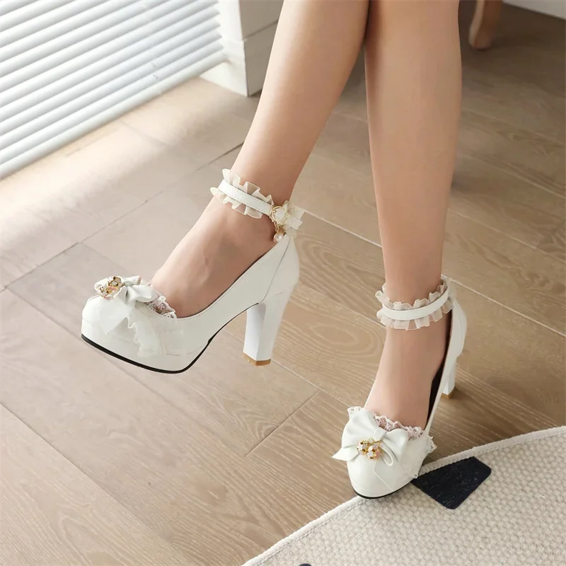 Рисунок 6 - Женские туфли-лодочки на платформе и каблуке