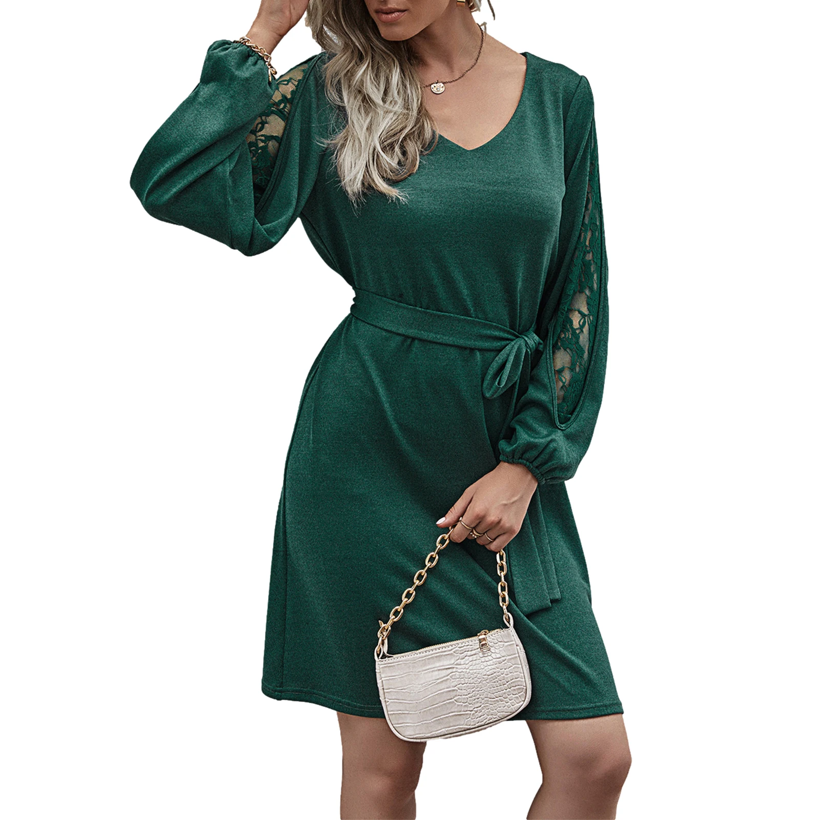 Новое женское платье однотонное кружевное с круглым вырезом и длинным рукавом