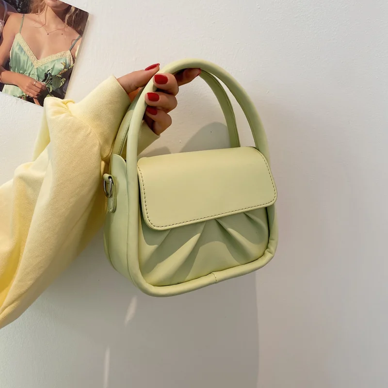 

Bag 2022 new fashion messenger women's bag portable one shoulder soup filling bag fashionable design bag foreign style small