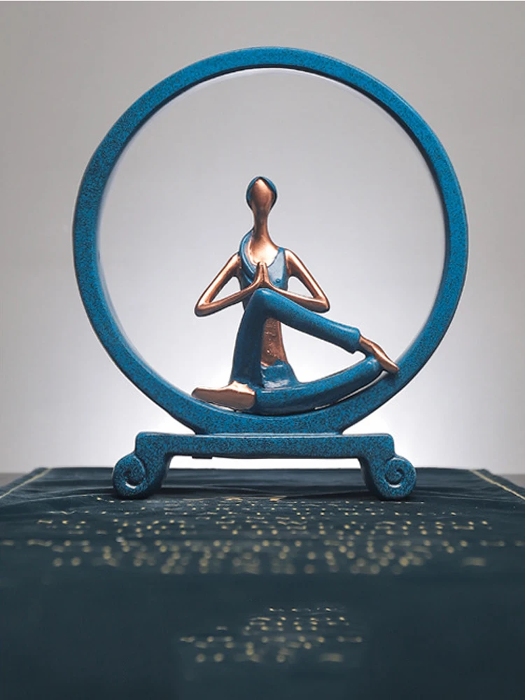 

Yoga Girl Character Figurine Resin Ornament Furnishing Successful Lady Statue Craft Living Room Art Office HomeDecor Accessories