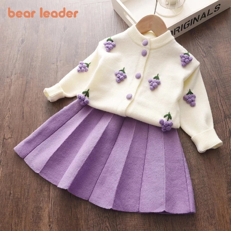 

Bear Leader New Autumn Winter Grapes Cartoon Knitted Suit Baby Girls Clothing Set