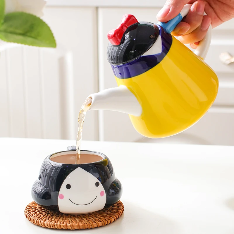 

Kawaii Sanriod Anime Hobby Snow White Cartoon Cute Home Ceramic Creative Teapot Cup Combo Set Gift for Girlfriend