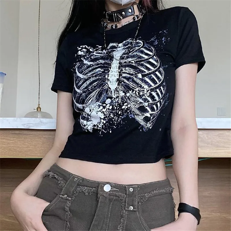 

Gothic Skulls Print Crop Tops T Shirt Women Y2k Short Sleeve Black Sternum Tee Shirt Femme 2022 Vintage Tshirts Kawaii Clothes