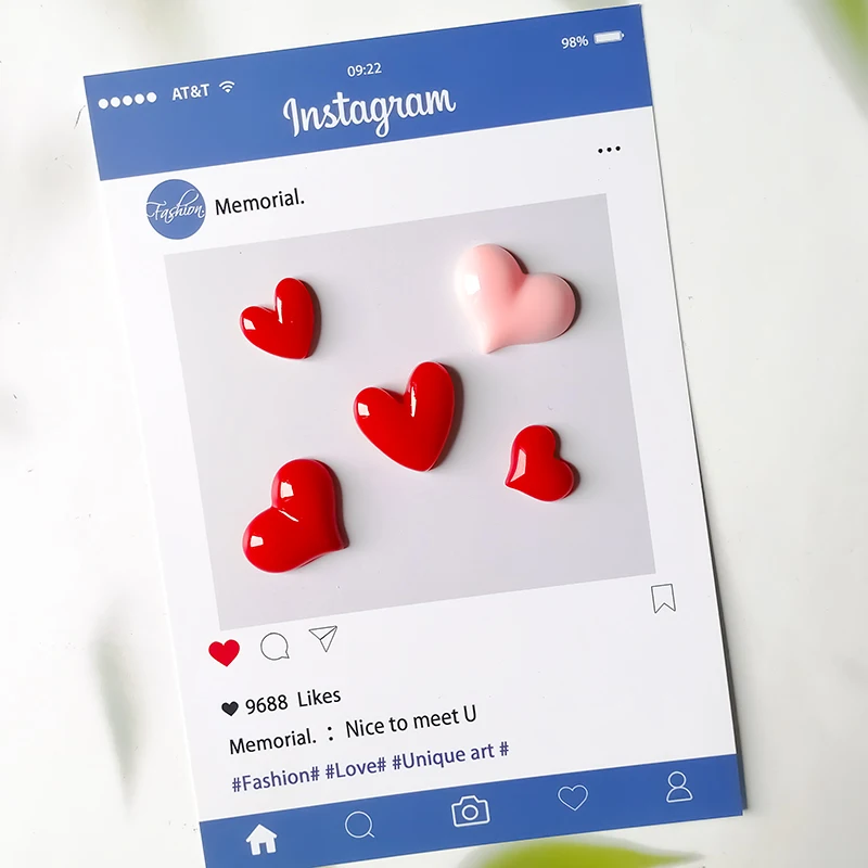 Магниты для холодильника с маленькими сердцами, милыми миниатюрными карикатурами, прекрасные красные и розовые наклейки из смолы для фото и сообщений.