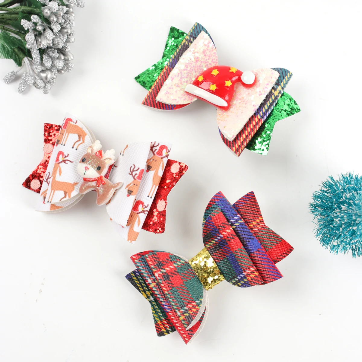 

2023 New 3 Inch Baby Girls Glitter Leather Christmas Hair Bow Clips Hair Accessories