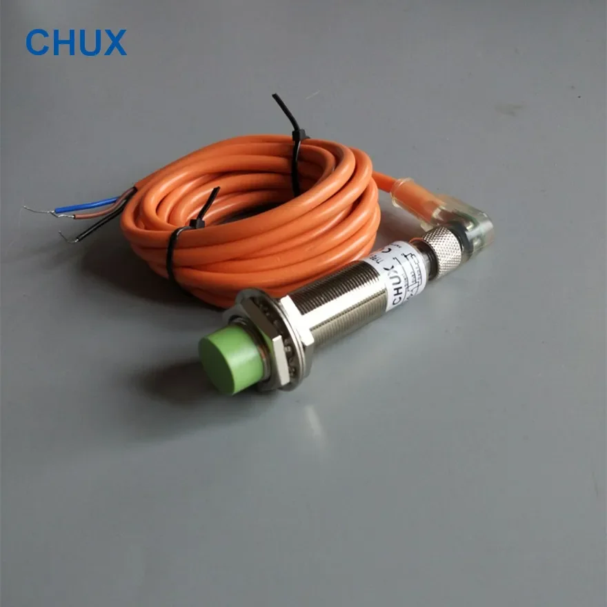 CHUX 1 шт. M18 PNP Индуктивный датчик приближения NO + NC 8 мм Расстояние обнаружения со