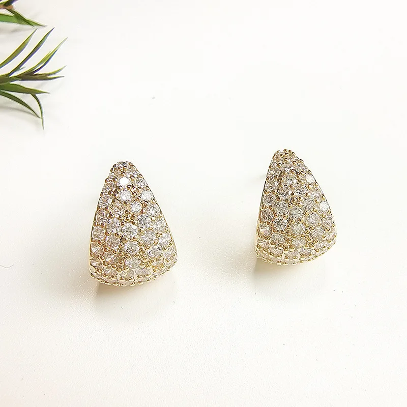 

French Elegant Luxury Full Diamond Rolled Earrings Fashion Small Temperament Versatile Earrings Earrings Female Jewelry