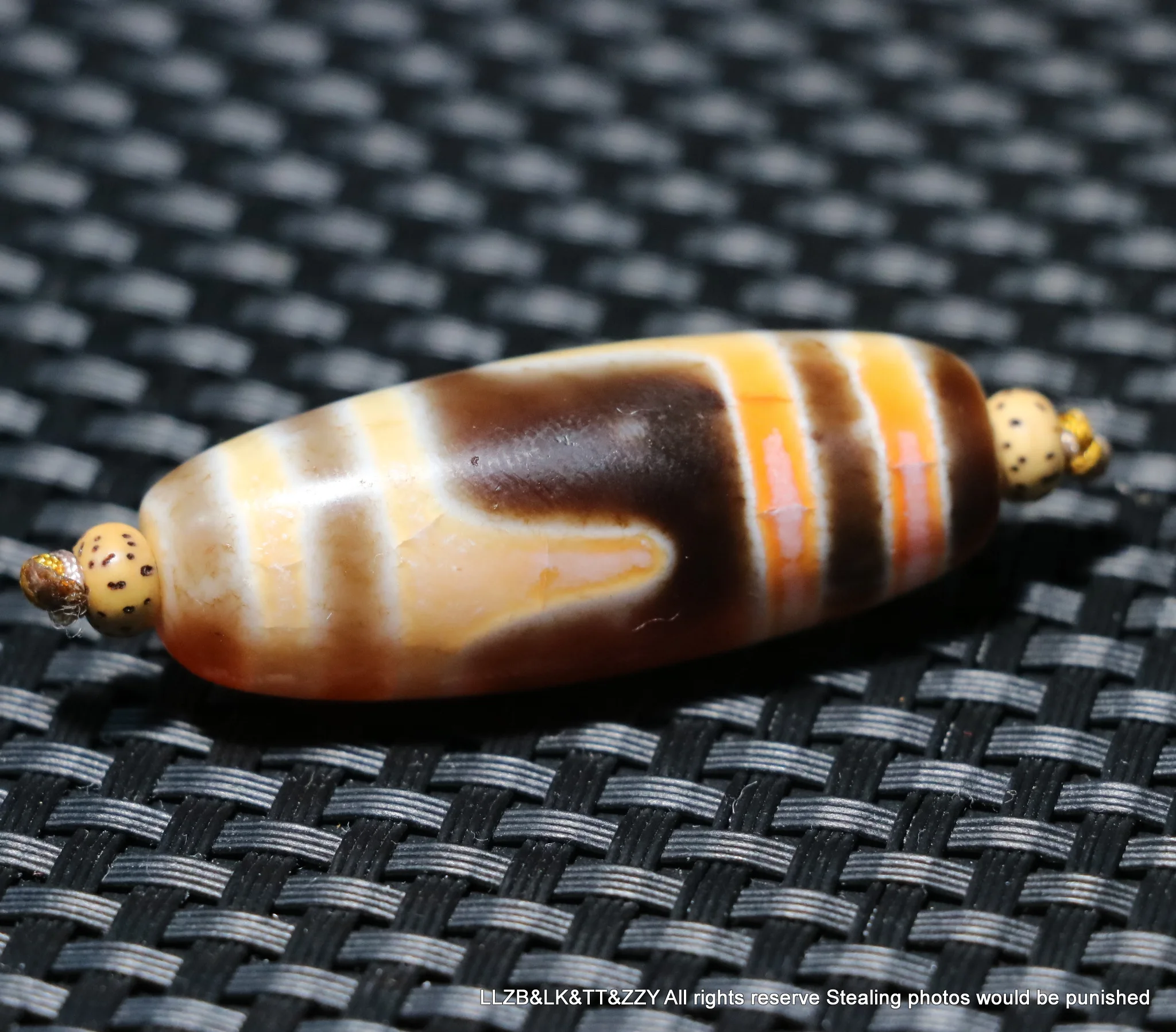 Magic Power Energy Tibetan old Agate Sharp Tiger Tooth Vein Totem Big dZi Bead Amulet Pendant LKbrother Sauces Top Quality images - 6