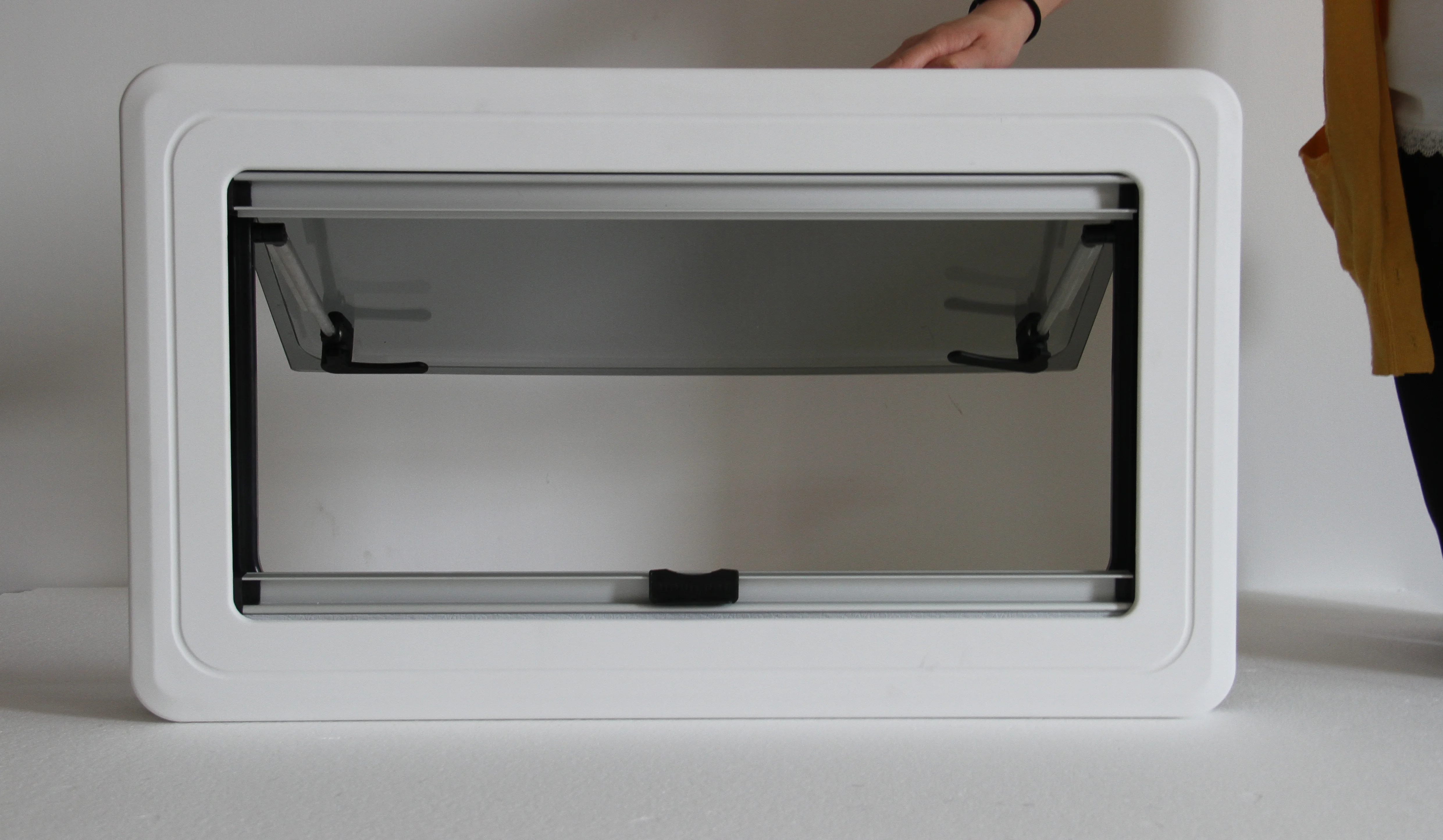 

4 боковых окна 1450*550