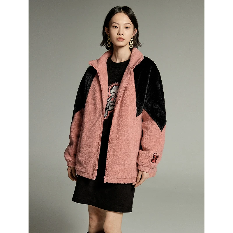 Рисунок 2 - Женская плюшевая куртка с длинным