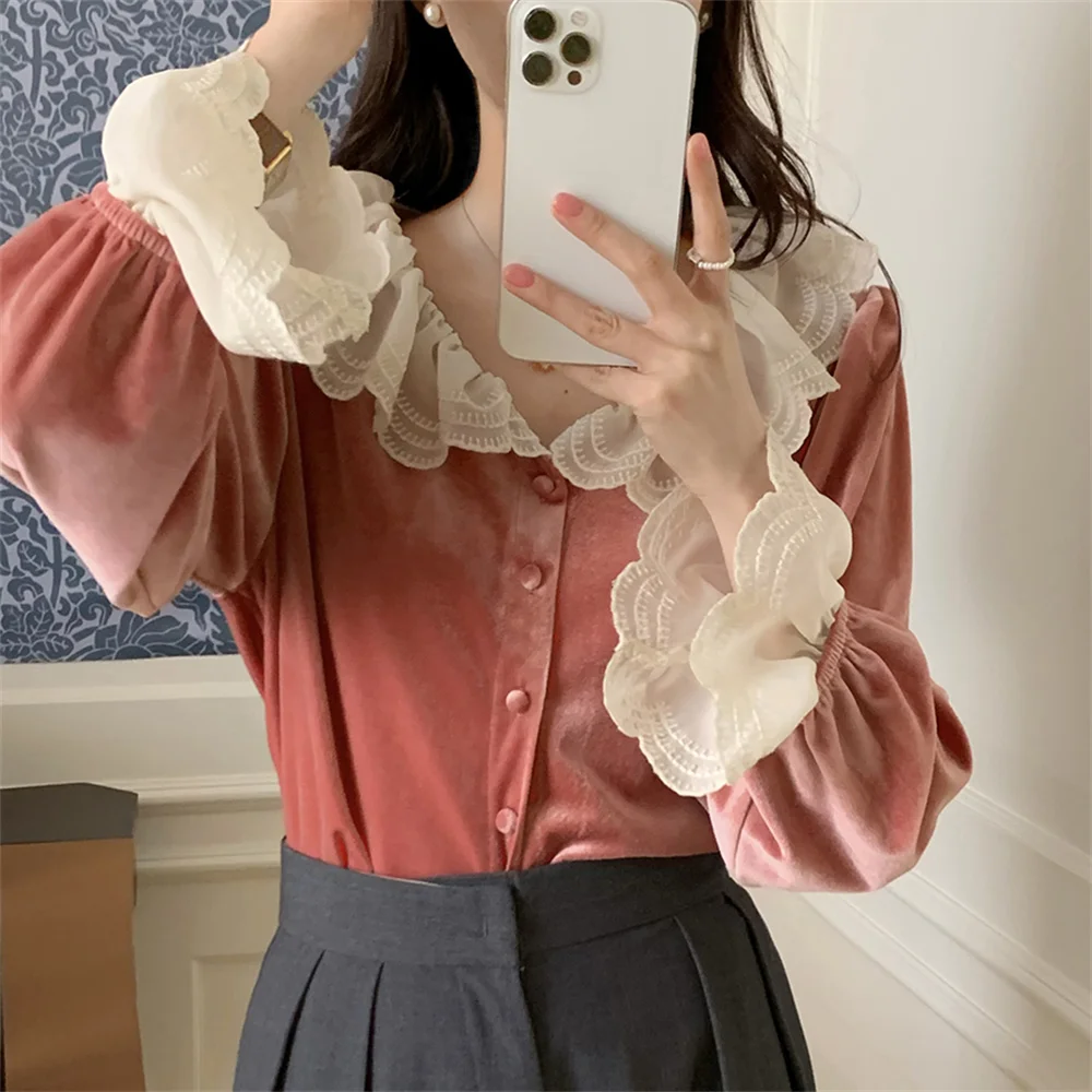 

GASPARINE Pink Flare Sleeves Shirts Women Lace Velvet Girls Sweet Peter Pan Collar 2022 Spring Fashion Casual Slim Tops Mujer
