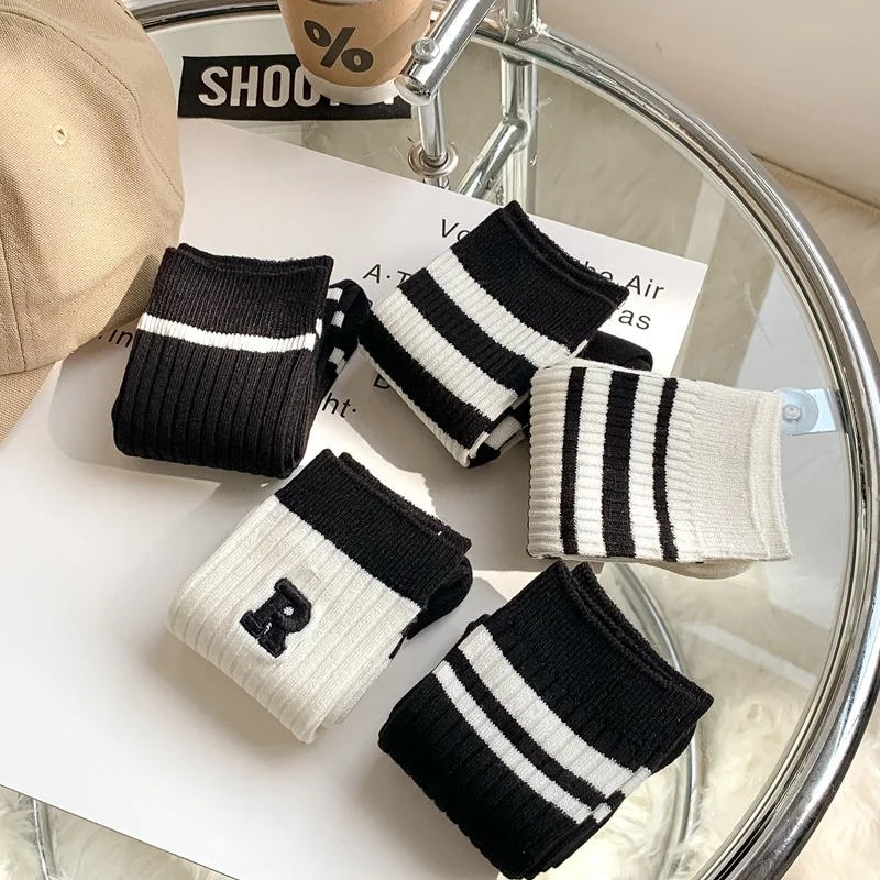 5Pairs Casual Black White Striped Women Socks Simple Letter Embroidery Middle Tube Socks Hip Hop Skateboard Breathable Sock