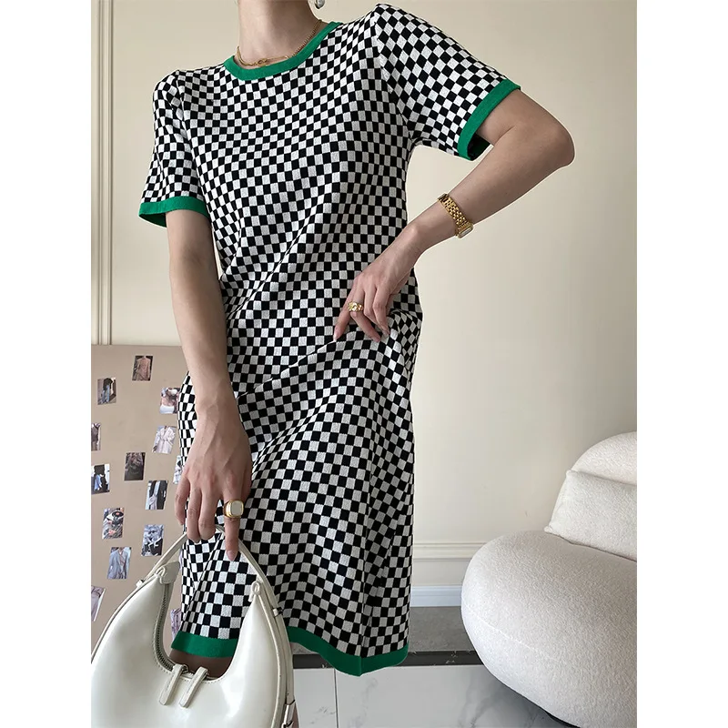 

Женское трикотажное платье в шахматную клетку, высококачественное дизайнерское нишевое платье, новинка весны и лета 2022, удобное прямое пла...