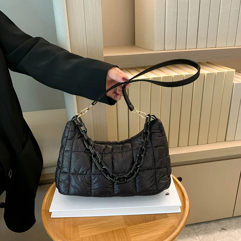 

New Retro Solid Color Bag Women's Simple Fashion Luxury Casual Shoulder Small Subaxillary French Stick Bags