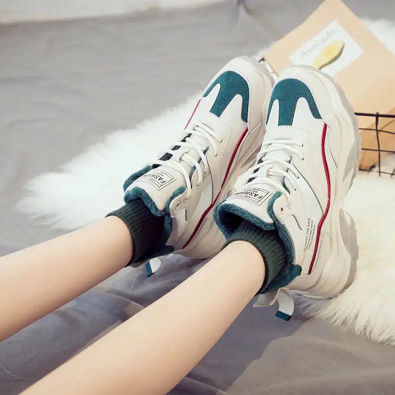 

Женские кроссовки, размер 33, прочная спортивная обувь, женская повседневная обувь для тенниса, женские Оригинальные кроссовки для бега, Кра...