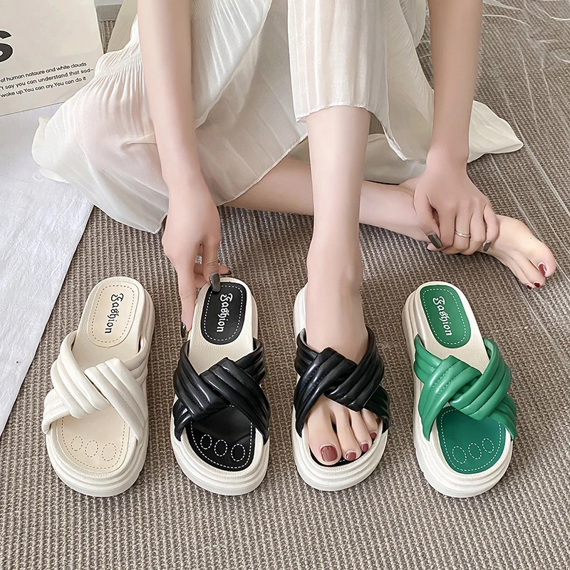 

Flat Shoes Female Womens Slippers Outdoor Med Pantofle Platform Slides Fashion 2022 Luxury PU Rubber Slippers Casual Women's Sho