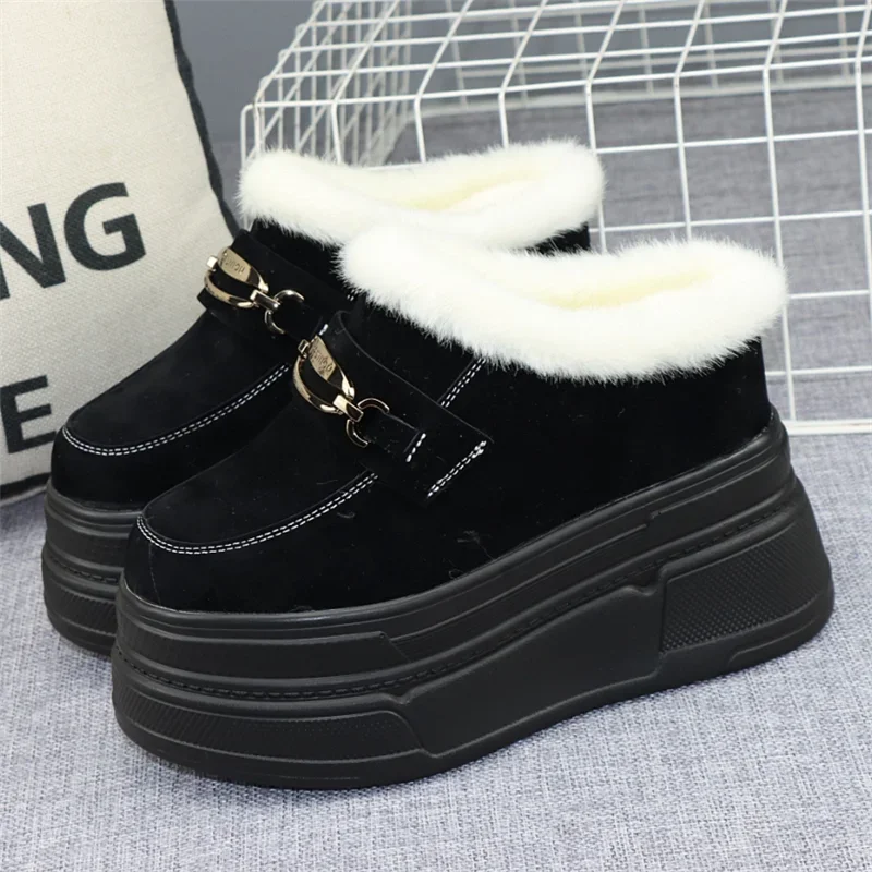 Женские зимние кроссовки без шнуровки на очень высоком каблуке 10 см