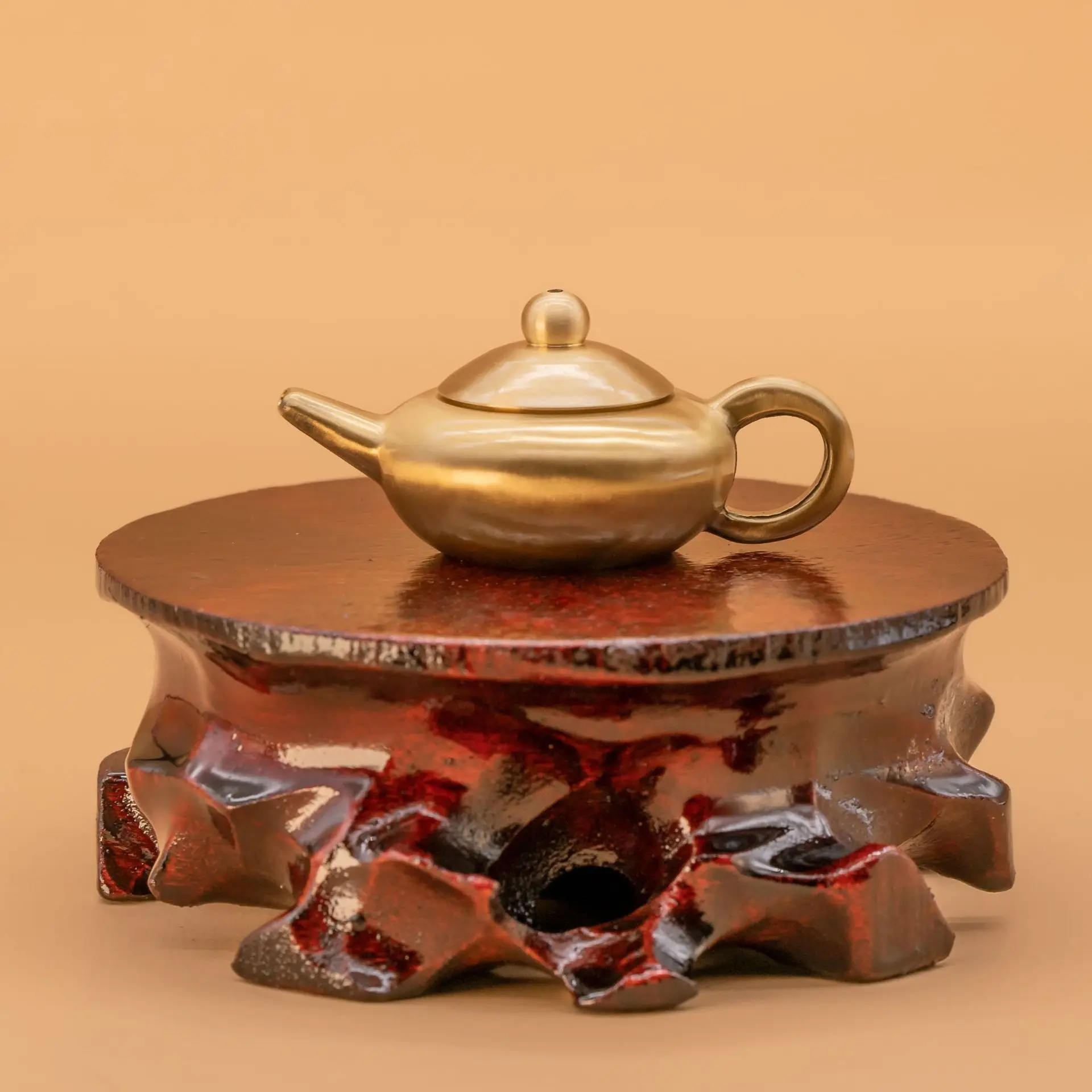 

Brass handle pot small teapot Office living room decoration mini wine pot antique decoration small teacup
