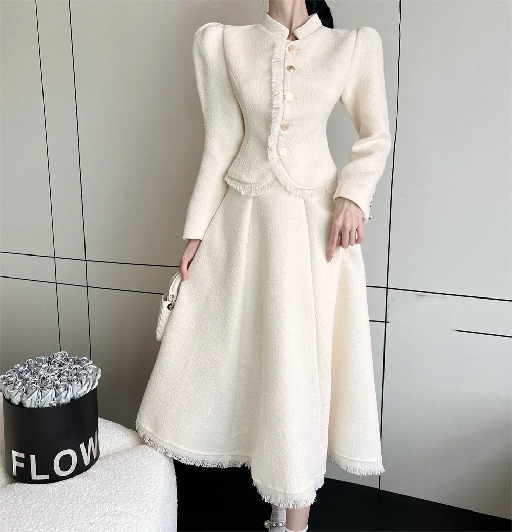 

High Quality 2022 Autumn Retro Tweed Suit Women Fashion Slim Puff Sleeve Tassel Top + High Waist A-Line Midi Skirts 2 Piece Sets