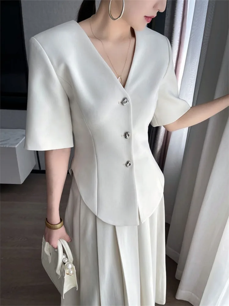 Женская однобортная приталенная куртка Повседневная однотонная Асимметричная в