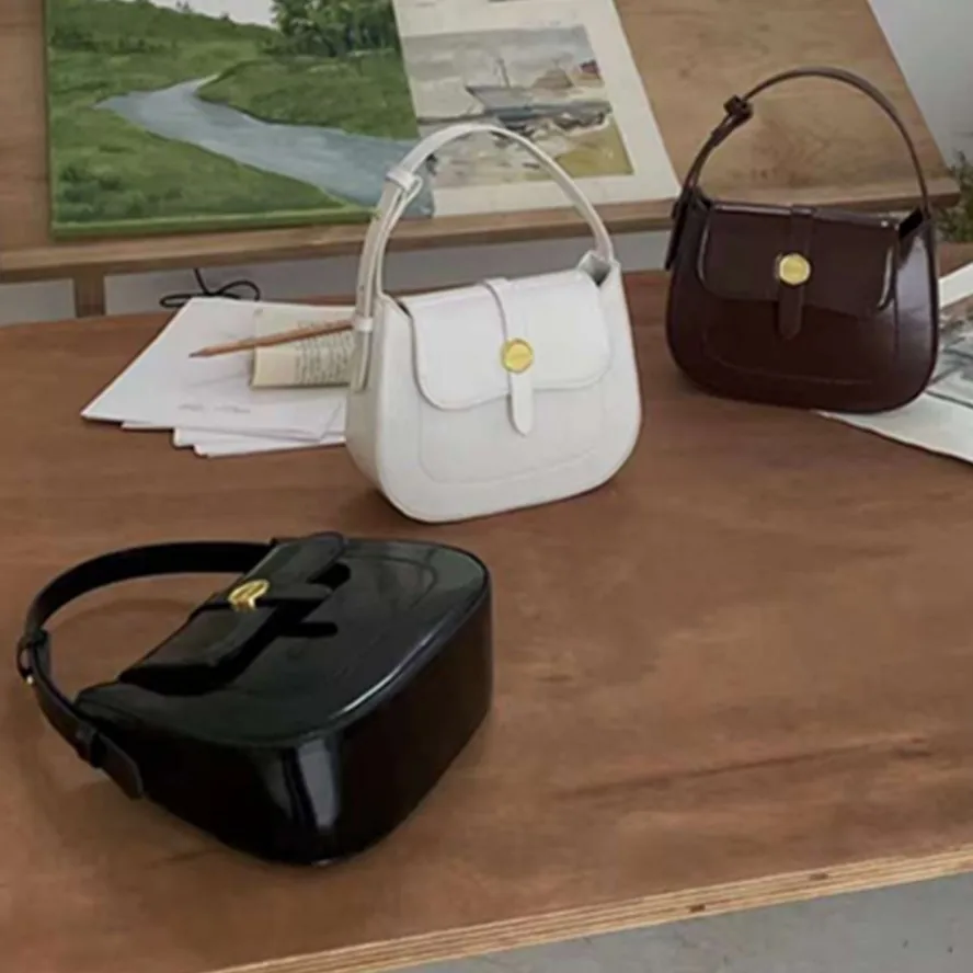 Женская сумка-мессенджер из воловьей кожи, в средневековом ретро-стиле