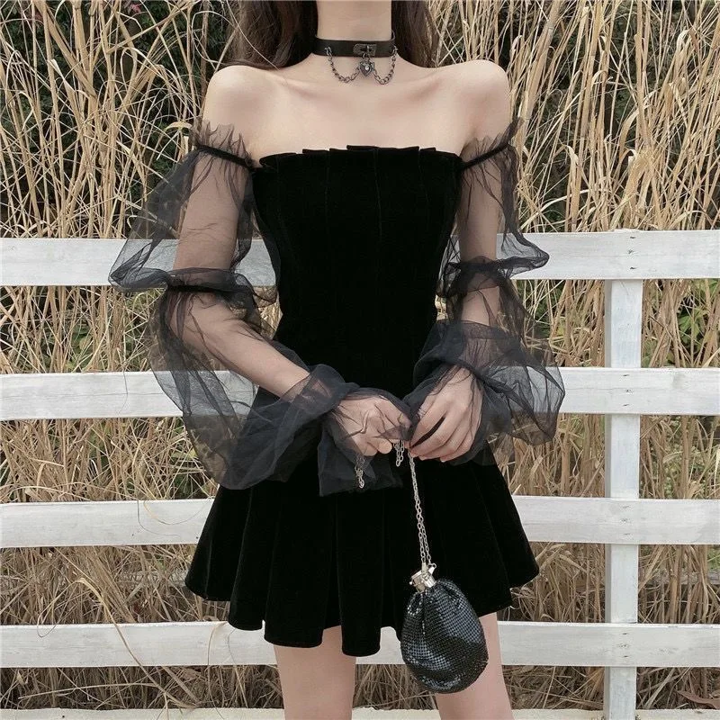Сетчатое платье с рукавом-пузырьком милое в готическом стиле открытыми плечами и