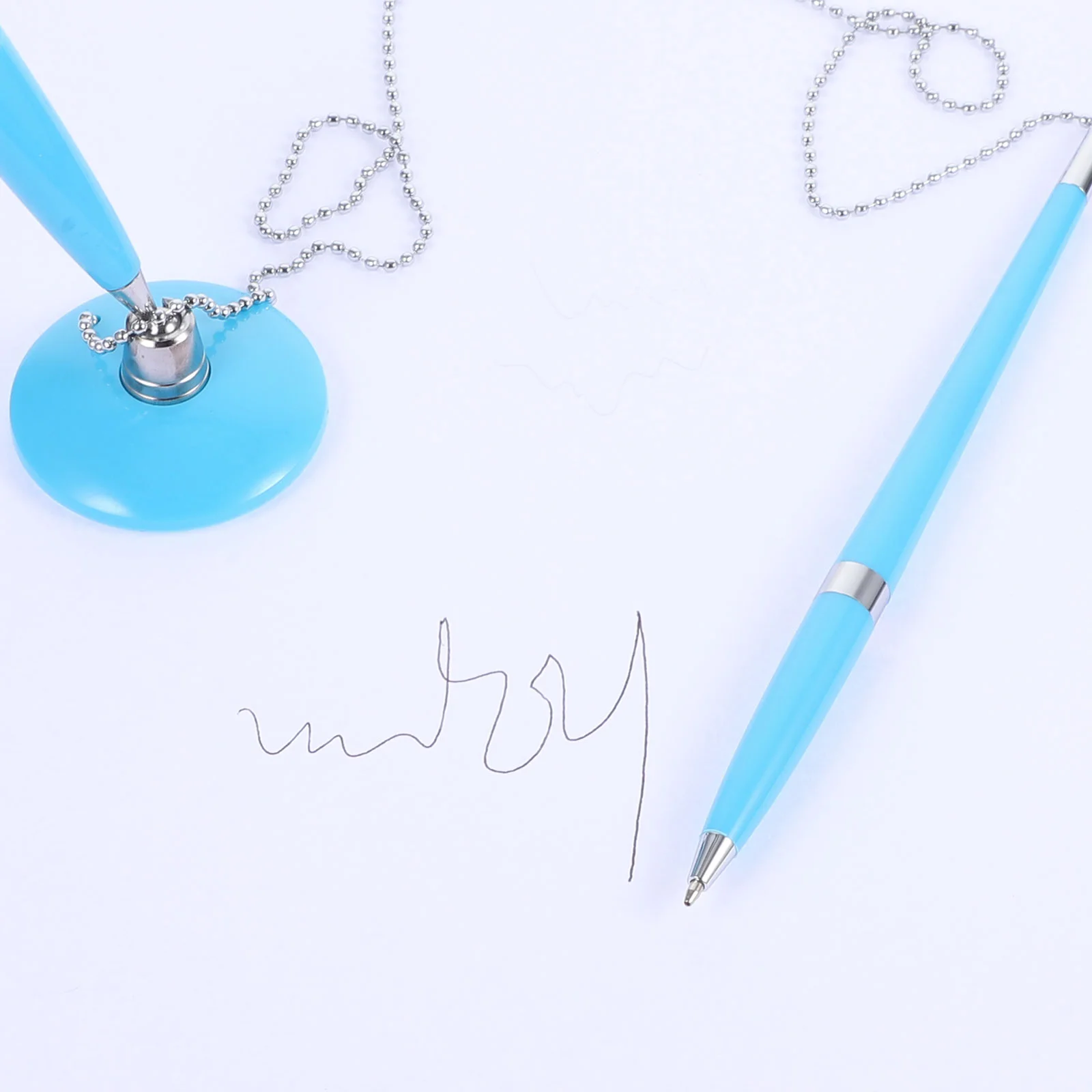 Рисунок 2 - настольные ручки с подставкой