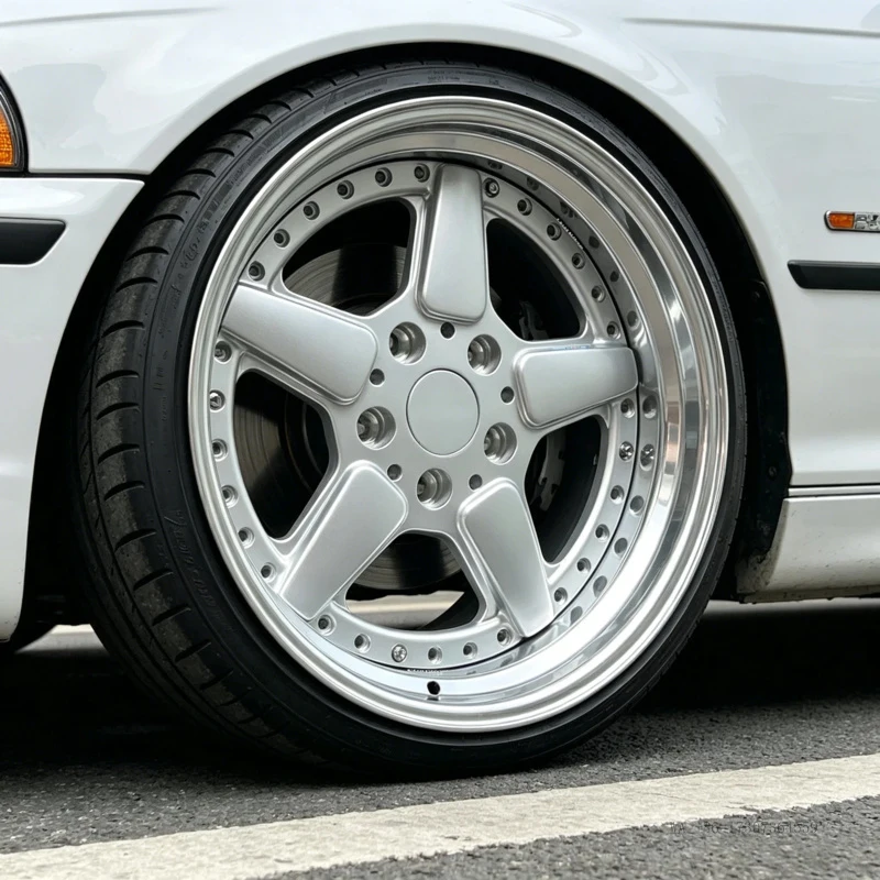 Комплект из 2 кованых дисков 5x120 для BMW E46 E34 E90 E92 E60 E38 E39 E36 E32, 17, 18, 19 дюймов, легкосплавные, с полированным ободом (art.: 3920db9764fbf) - 3920db9764fbf