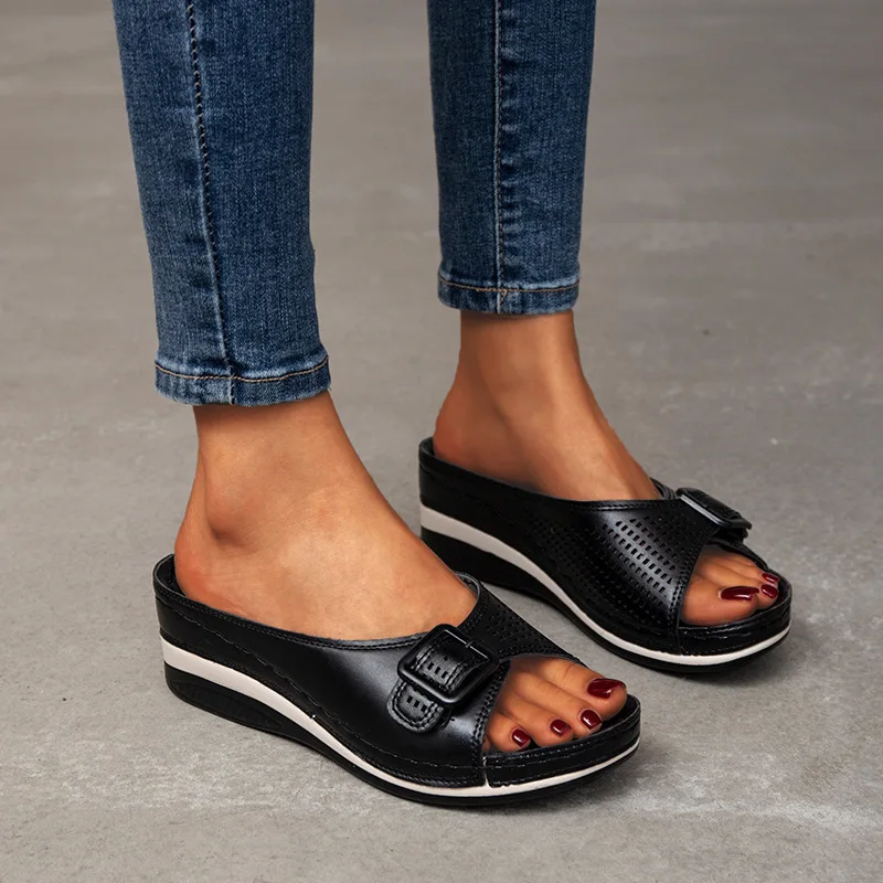 

Women Slippers 2022 Summer Platform Wedge Sandals Women Closed Toe Flat Slippers Women Outdoor Casual Beach Shoes Plus Size 43