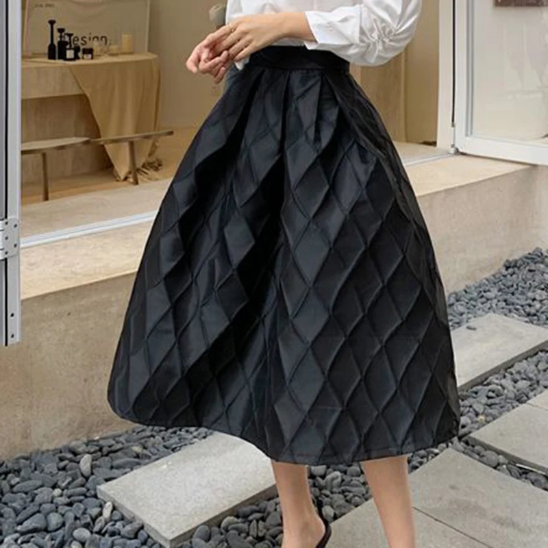 2022 Black peony embroidered poncho skirt for women's spring dress New black skirt Large high waist skirt