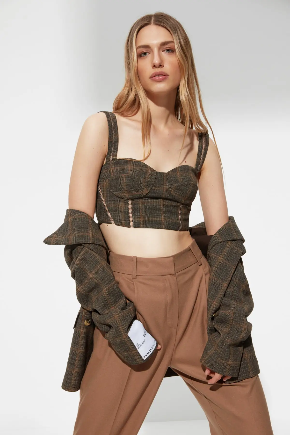 

Trendyol X Sagaza Studio Plaid Woven Bustier TPRAW22BS0015