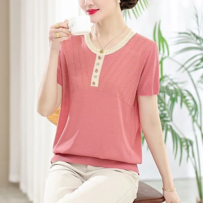 Женский трикотажный топ с круглым вырезом и коротким рукавом