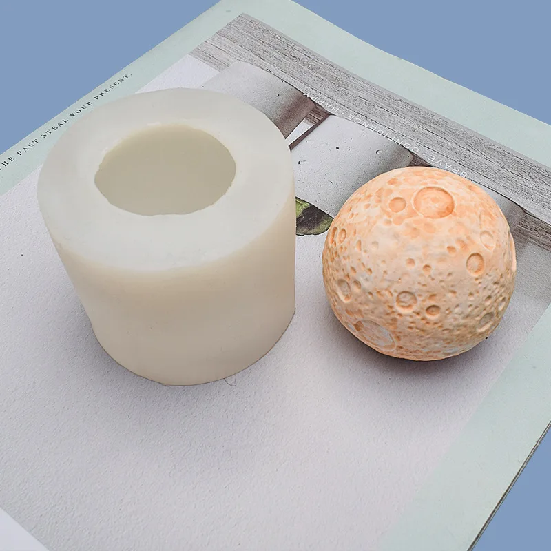 

1PC 3D Moon Shape Silicone Candle Mold Epoxy Gypsum Fondant Chocolate Mold Home Decoration Scented Homemade Candle Mould