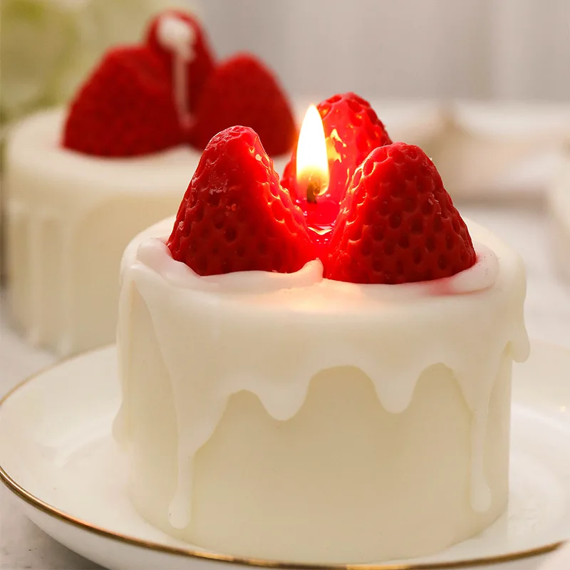 

Cream Strawberry Cake Scented Candles Food Dessert Aromatherapy Soy Wax Personalized Wedding Romantic Decorative