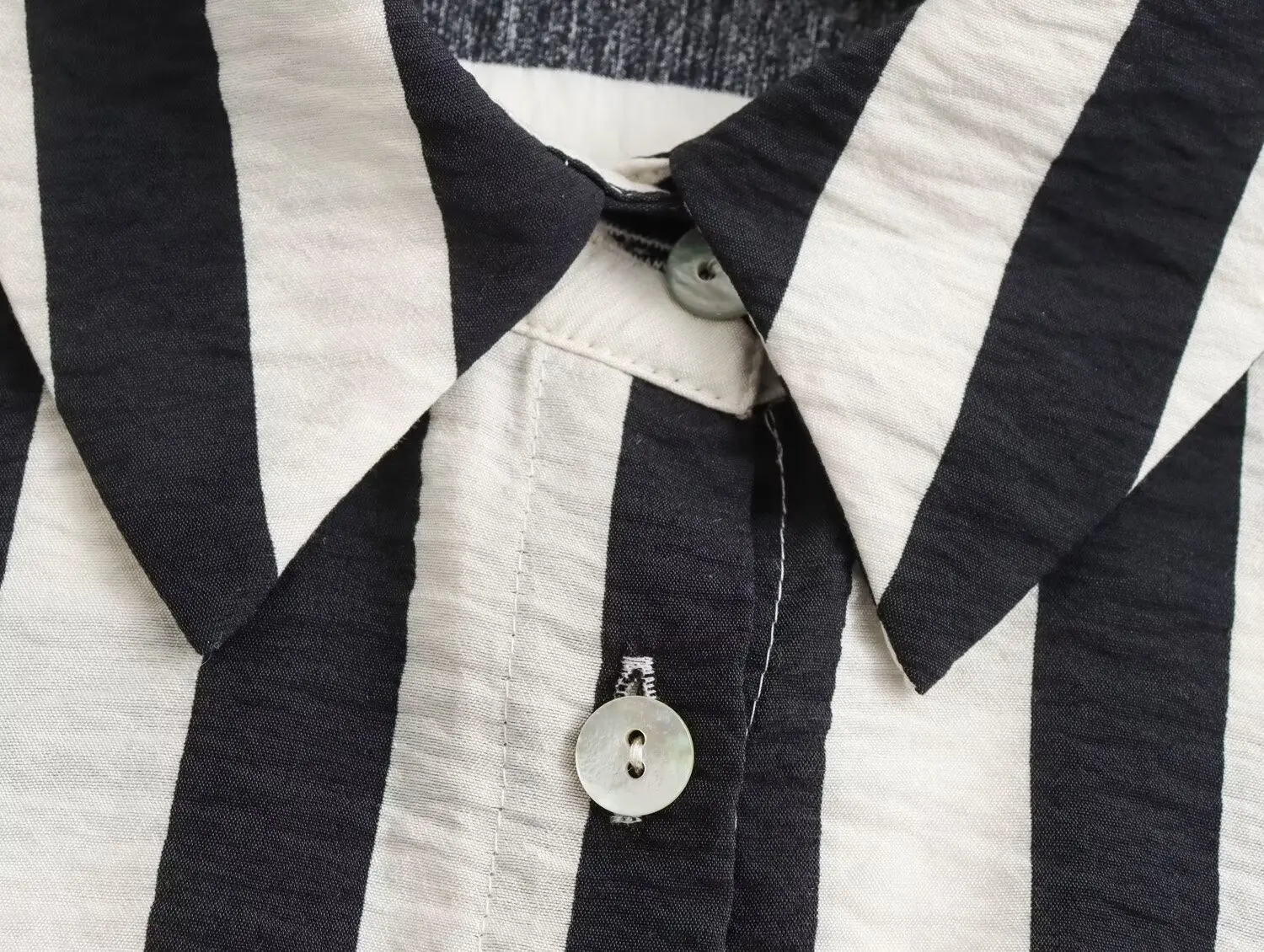 PB &amp ZA женская осенняя новая модная полосатая рубашка 2024 винтажная повседневная